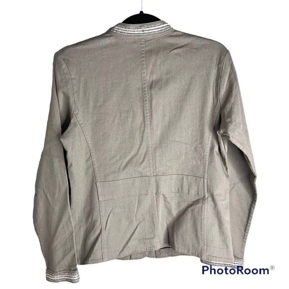 Chico’s Khaki Beaded Jacket Size 0 - Picture 2 of 10